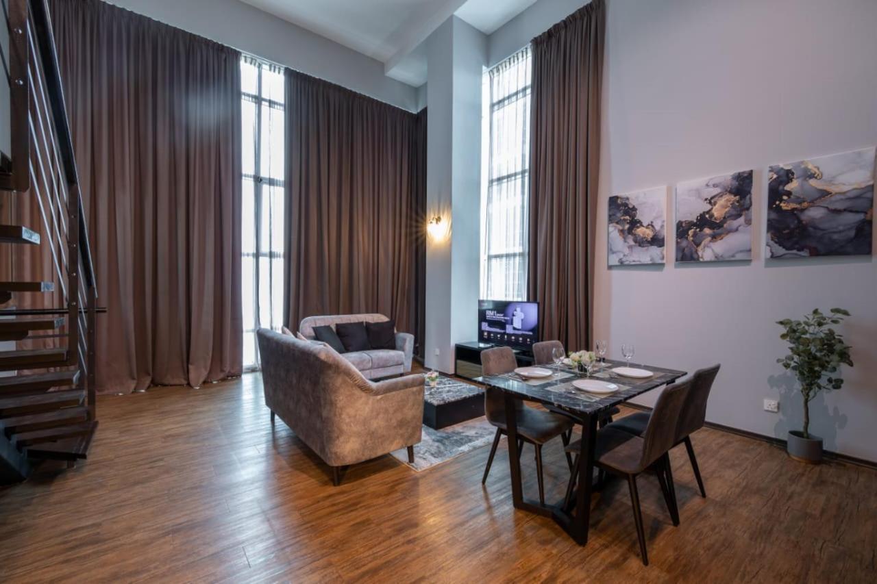 Loft Pano Seaview Suite 2 Bedroom By The Only Bnb Jelutong Exterior photo